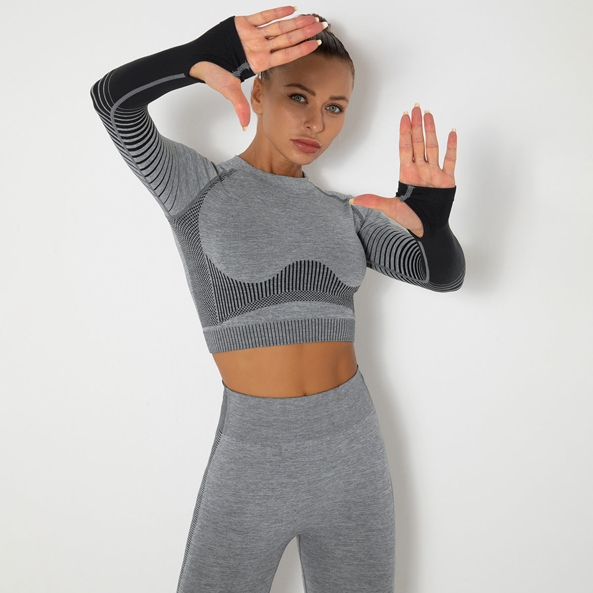 Seamless Yoga Suit with Nylon Blend Fabric